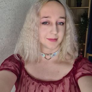 Model - TheTrixy cum