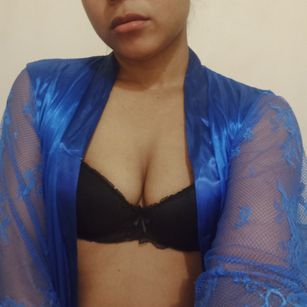 Model - Richelle Mandy naughty