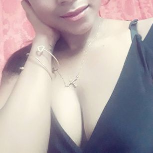 Model - Richelle Mandy BigBooty