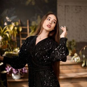 Model - Emily Eliot misstress