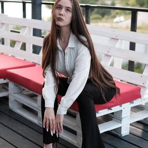 Model - Emily Eliot feet