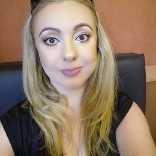 Model - Leeona-Exotic dressup