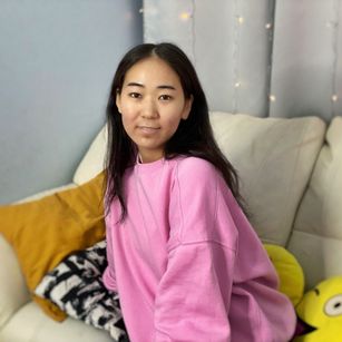 Model - Kiara Sunny feet