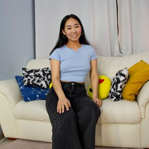 Model - Kiara Sunny curvy