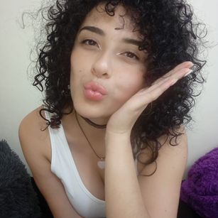 Model - Victoria Brown squirt