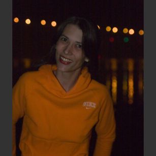 Model - Erotic Eva Squirts Muscles