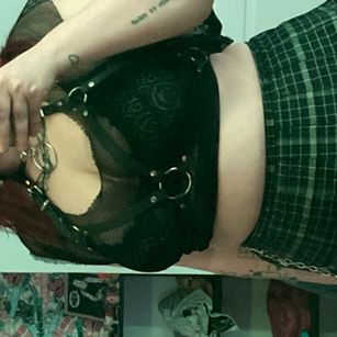 Model - KORAL fetish