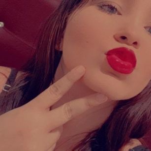 Model - Freya doggypose