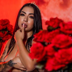 Model - KatiaFerrer feet