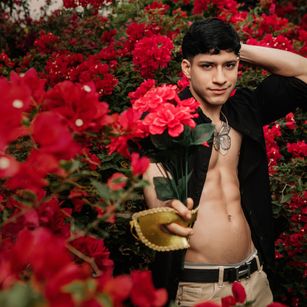 Model - JadenFeynman oil