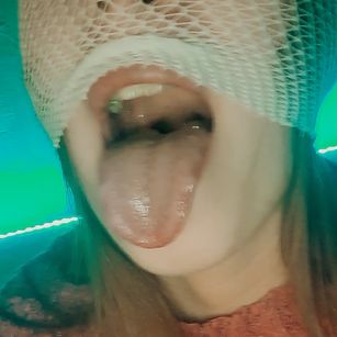 Model - Katrin_fox findom