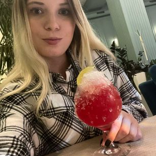 Model - Sexy  Keti squirt