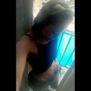 Model - AndreaBabyHot naked