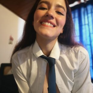 Model - rukkia femdom