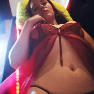 Model - rukkia squirt