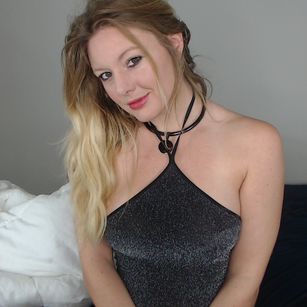 Model - Nicolette Love roleplay