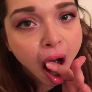 Model - Kiska Digitalis milf