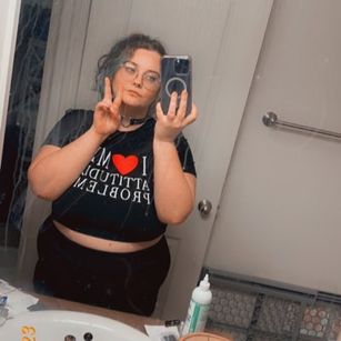 Model - Nurse Peach goth