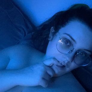 Model - Nurse Peach emo