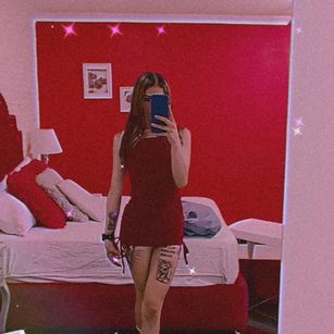 Model - AbbieRhondes blowjobs