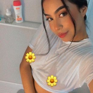 Model - LunaKings deepthroat