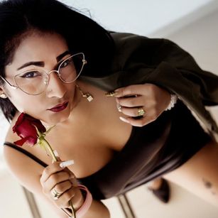 Model - SabrinaHayek dildo