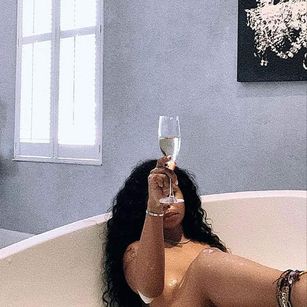 Model - mistressofdesir feet