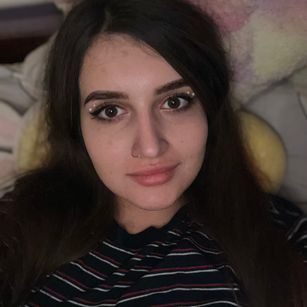 Model - SexyAlina kiss