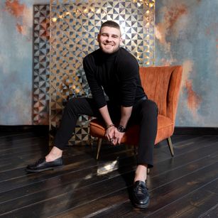 Model - Alex Kirk joi