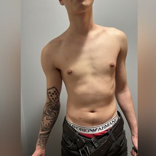 Model - AlfredNutty striptease