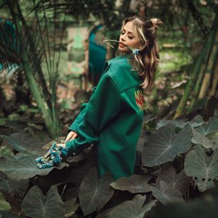 Model - EvelynMiller fingering