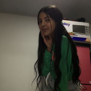 Model - Sol Highins sph