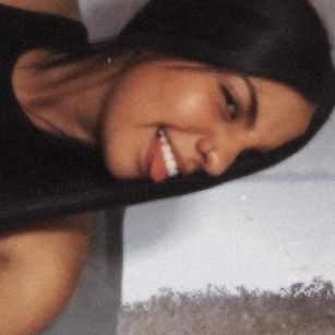 Model - Sol Highins sph