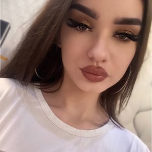 Model - Violetta ass