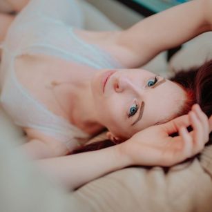 Model - Alison squirt