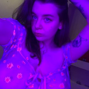 Model - Sasha bigboobs