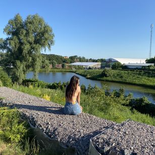 Model - 0009msbond sexy