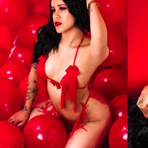 Model - Luna Miller squirt