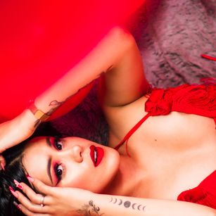 Model - Luna Miller bigass