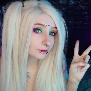 Model - EmmyBunny teen