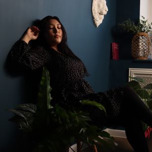 Model - AgnessaWard legs