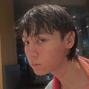 Model - Aiqo cumshow