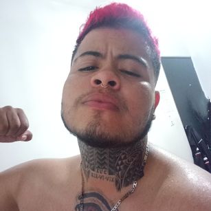 Model - Joel_Salazar deepthroat