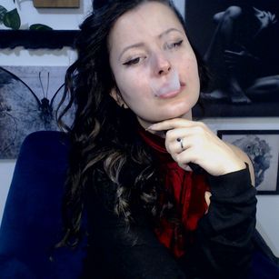 Model - Miss Reine joi