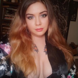 Model - Samara Syn bigtits