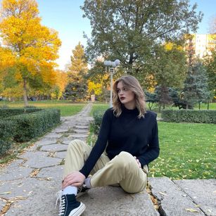 Model - Melissa blondie