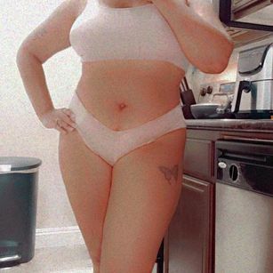 Model - IMARI MINX legs