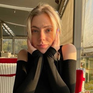 Model - Niki None bigboobs