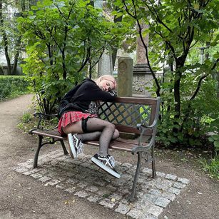 Model - Niki None heels