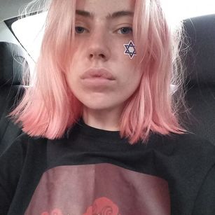 Model - Niki None cute